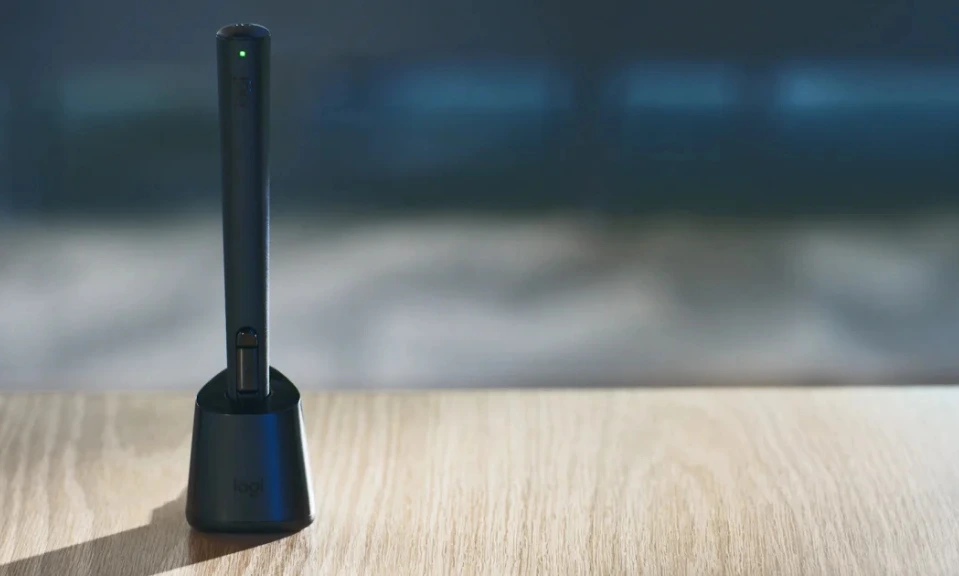 Logitech MX Ink + stacja ładująca