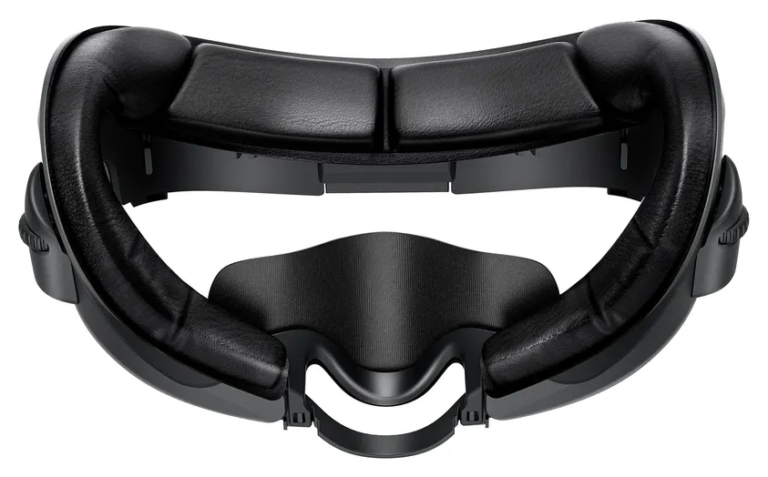 BOBOVR F3 — complete facial interface, face-side view
